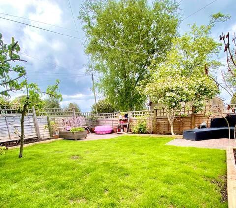 Cottage In The Heart Of Frome Buitenkant foto